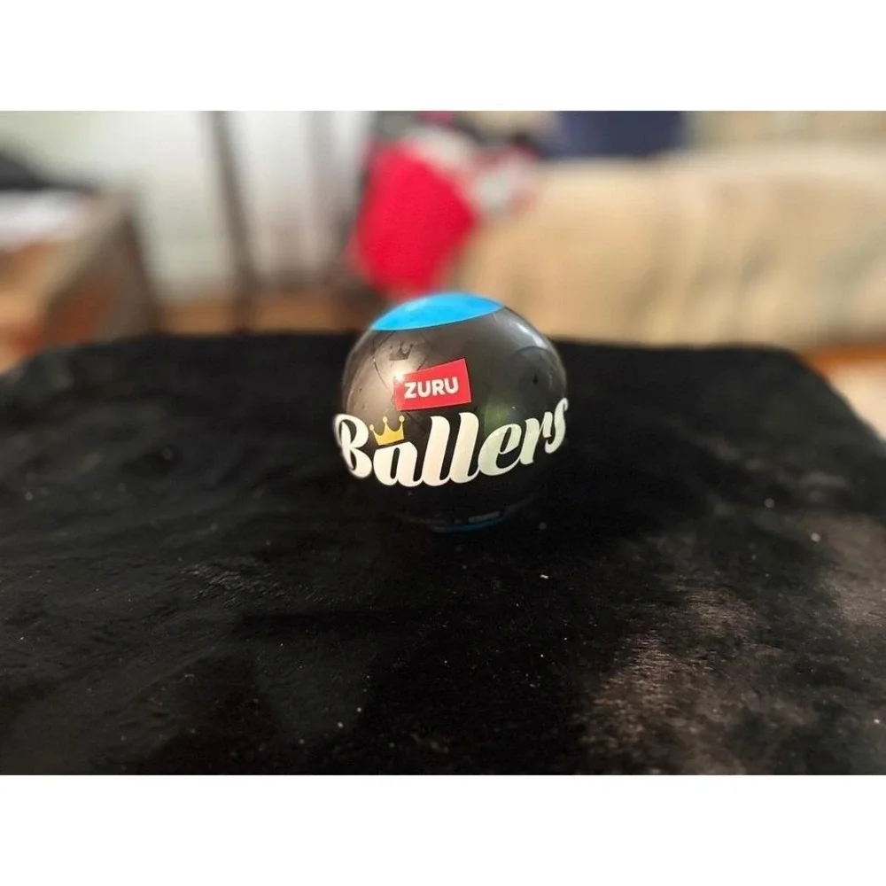 Zuru 5 Surprise Ballers FIFA World Cup Official Licensed Mystery Ball Capsule